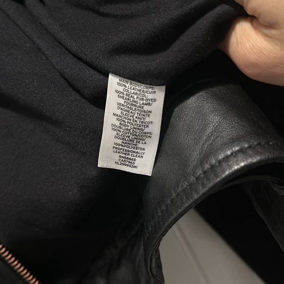 Leather jacket with shearling collar - Picture 9 of 10